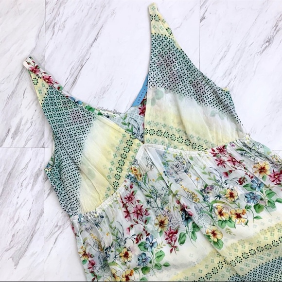 Johnny Was- Yellow & Green Floral V-Neck Top SZ XS - Picture 7 of 8